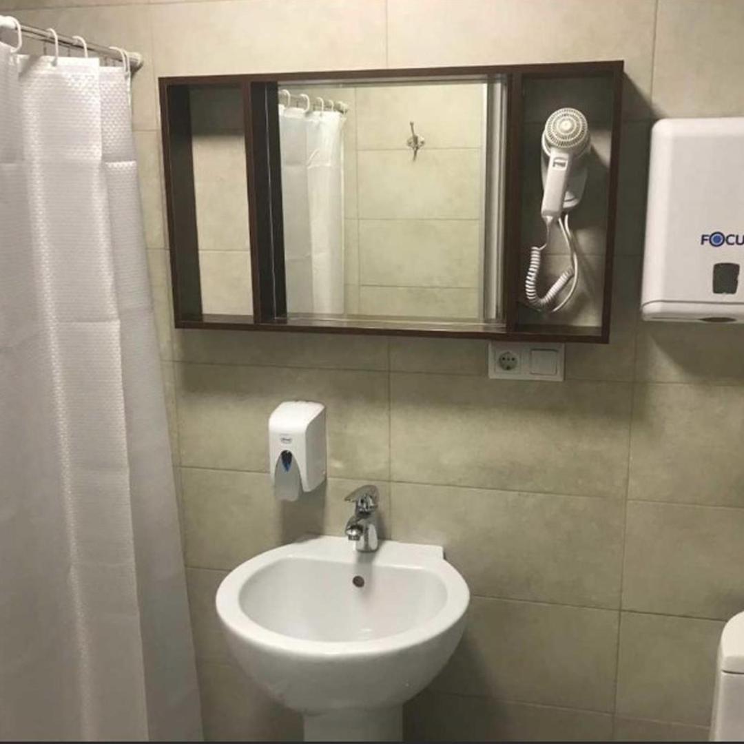 טביליסי Scary Hostel מראה חיצוני תמונה